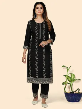 Women'S Embroidered Straight Cotton Black Stitched Kurta With Pant