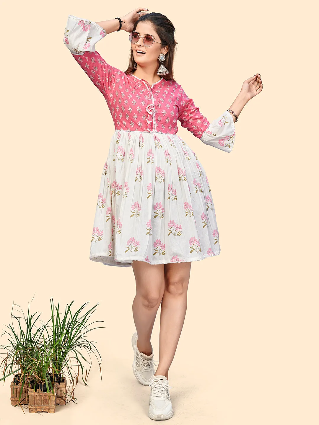 Women'S Floral Print A-Line Cotton Pink & White Stitched Dress