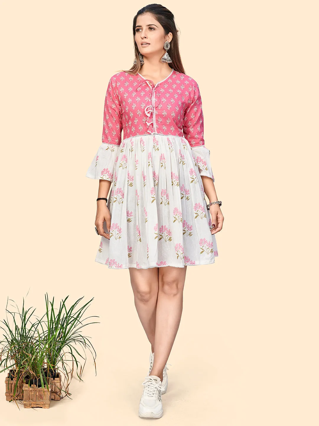 Women'S Floral Print A-Line Cotton Pink & White Stitched Dress