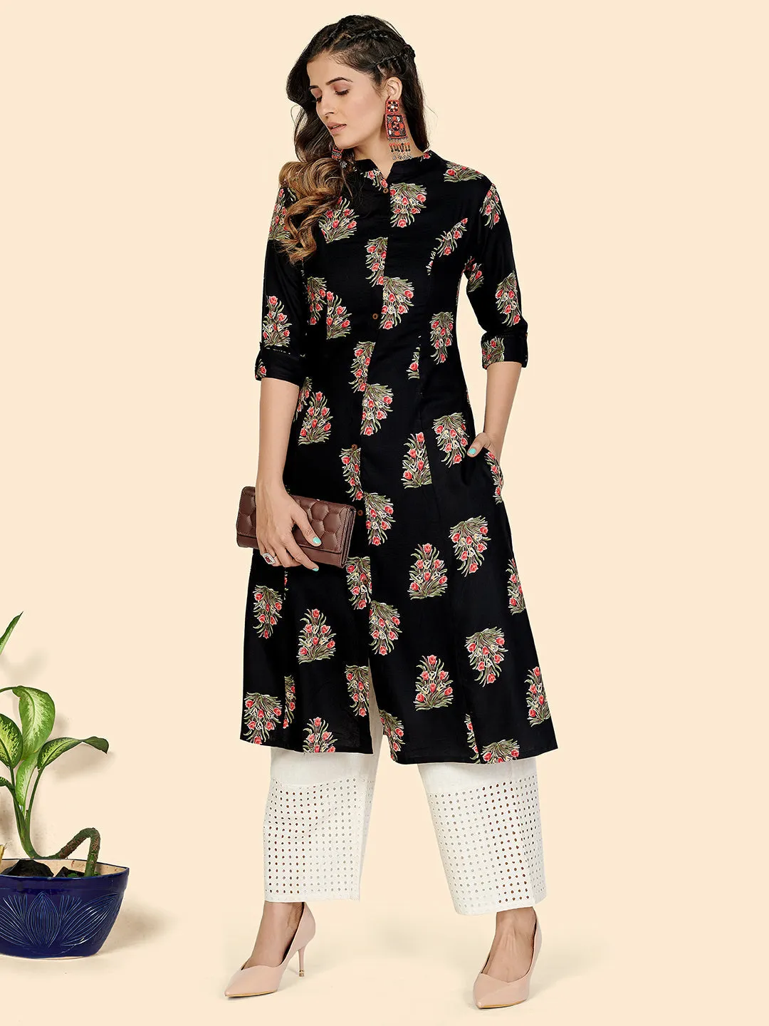 Women'S Floral Print A-Line Rayon Black Stitched Kurta