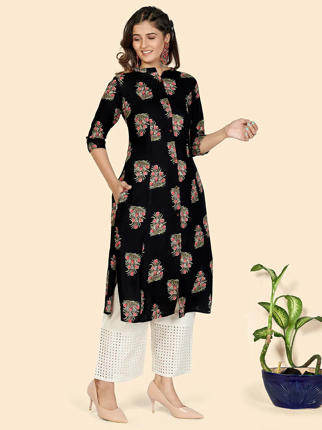 Women'S Floral Print A-Line Rayon Black Stitched Kurta