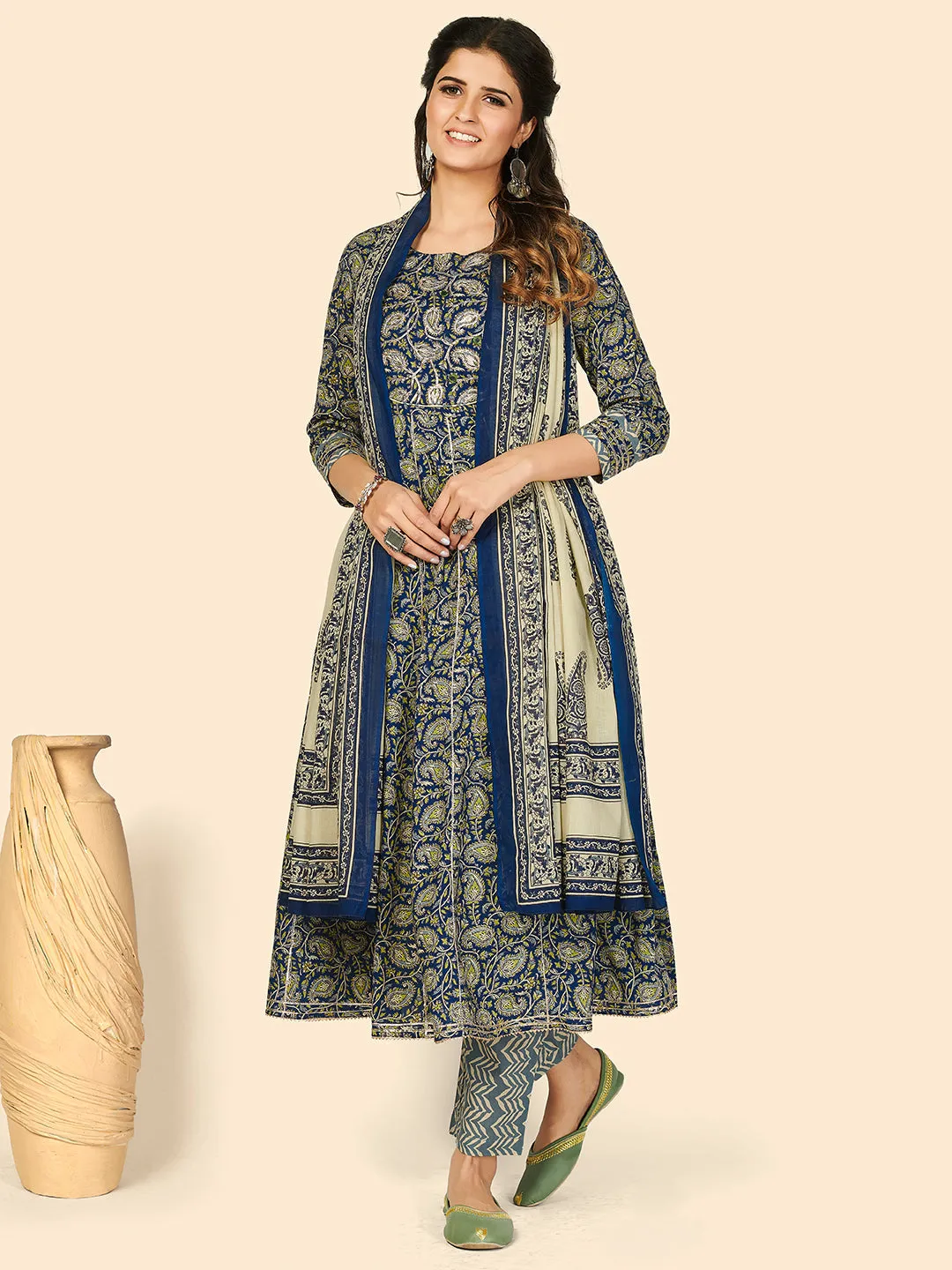 Women'S Print & Gota Patti Anarkali Cotton Blue Stitched Kurta Pant With Dupatta