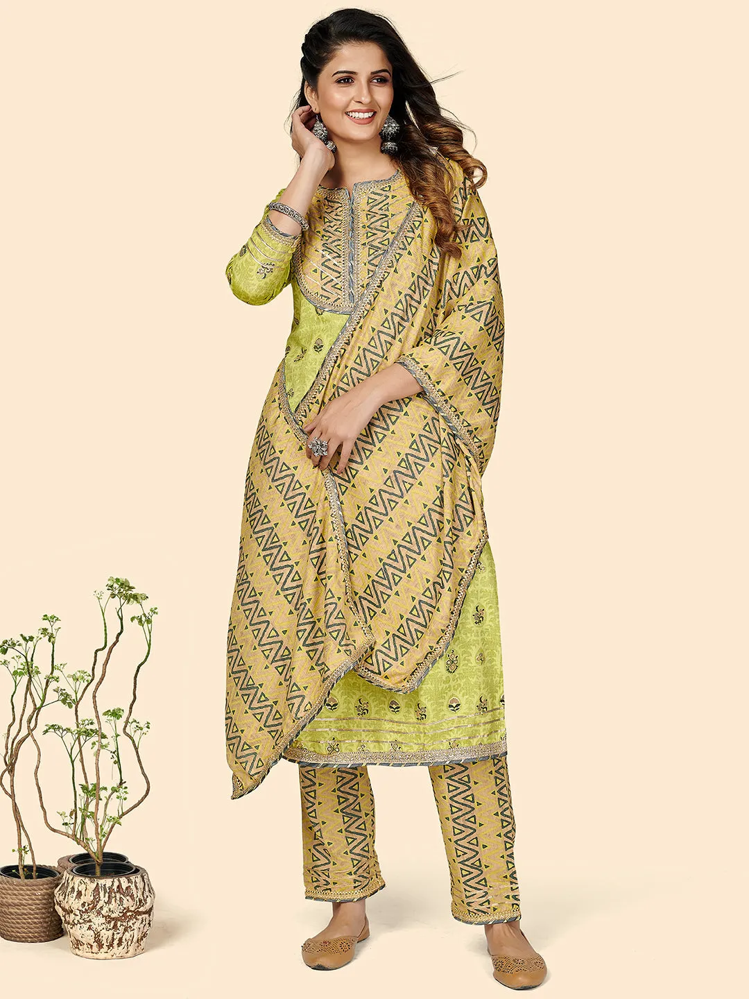 Women'S Printed & Gota Patti Work Straight Rayon Parrot Green Stitched Kurta Pant With Dupatta